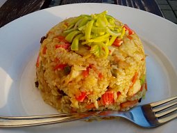 Zeleninové surimi tyčinky s rýží