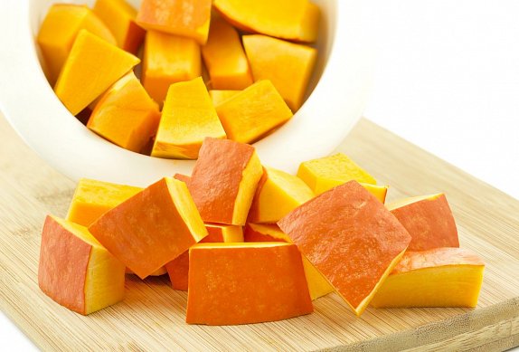 Čočka s Halloumi a kadeřávkem